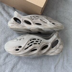 Yeezy Foam Runner 'Stone Sage'